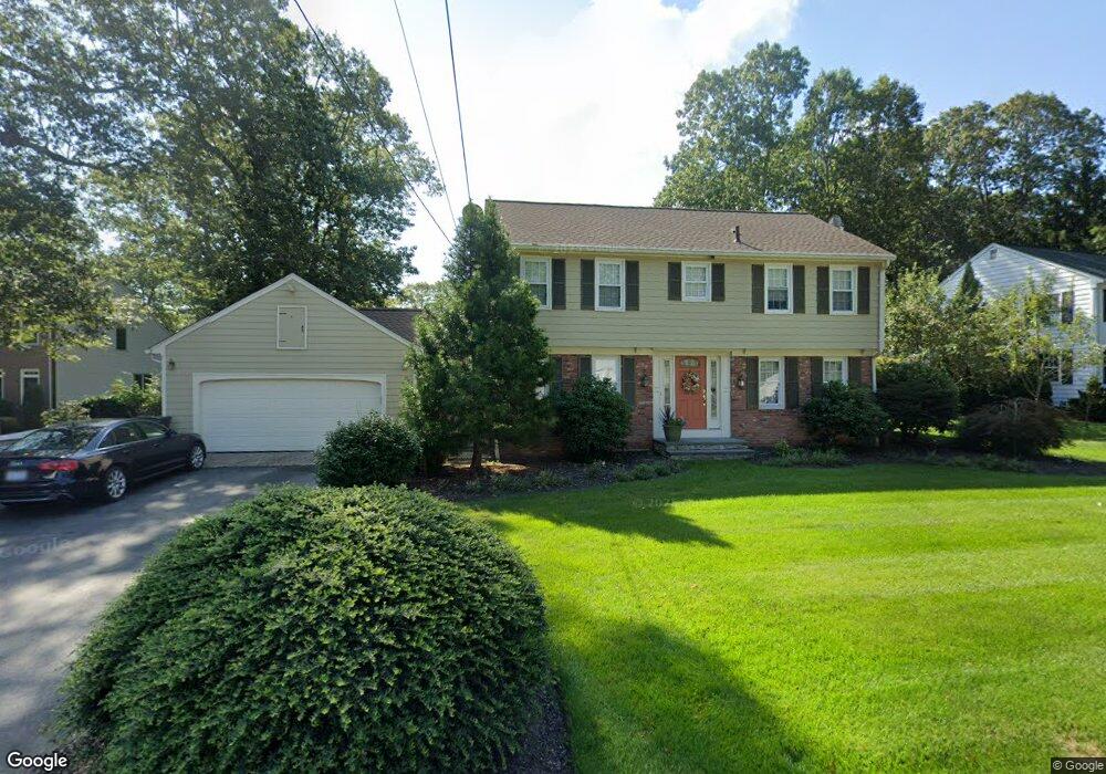 28 Ladderlook Rd, Warwick, RI 02886 - photo 1