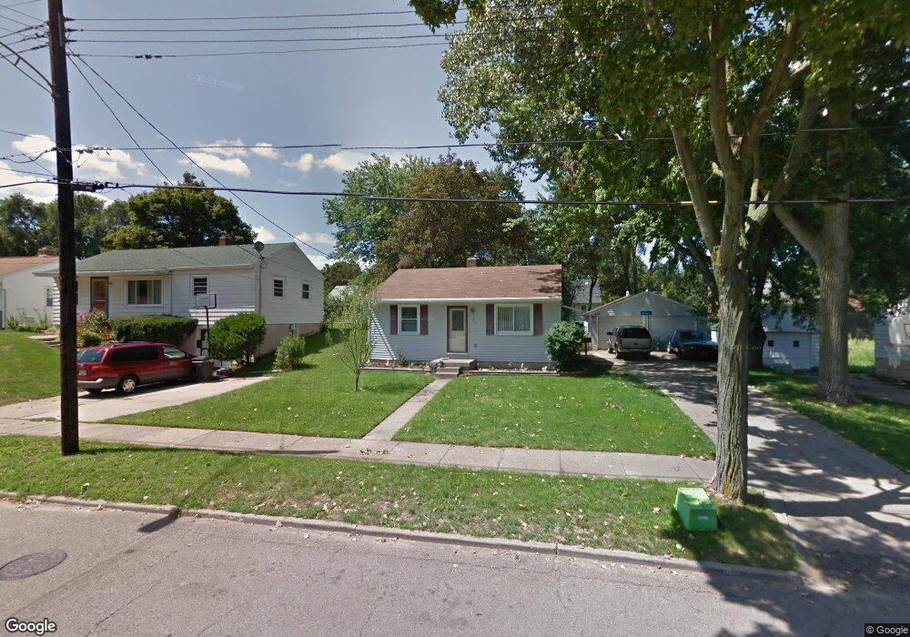 1425 Robertson Ave, Lansing, MI 48915 - photo 1