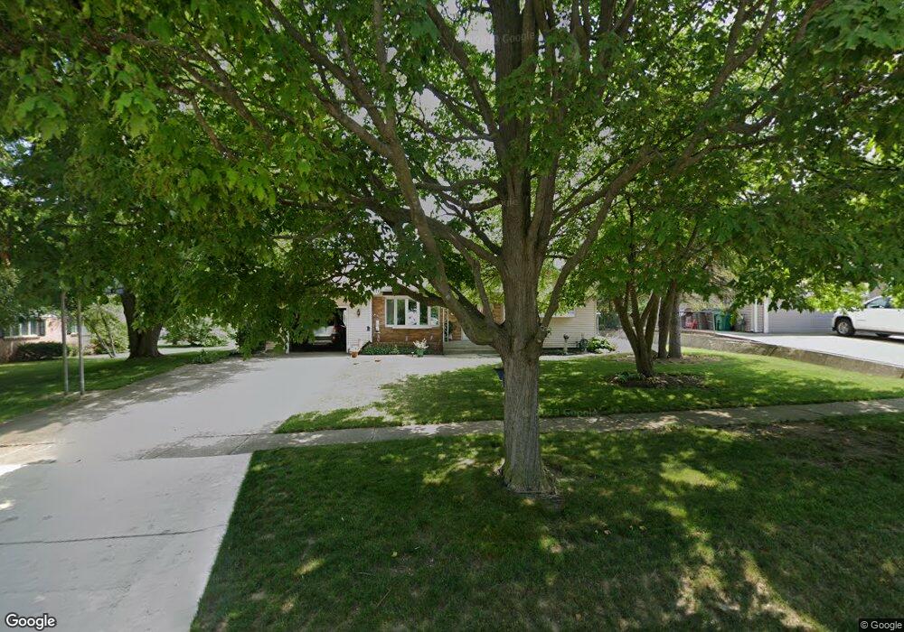 304 Michigan St E, Three Oaks, MI 49128 - photo 1