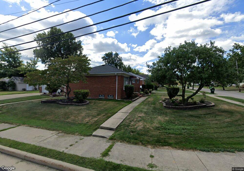 1701 Empire Rd, Wickliffe, OH 44092 - photo 1