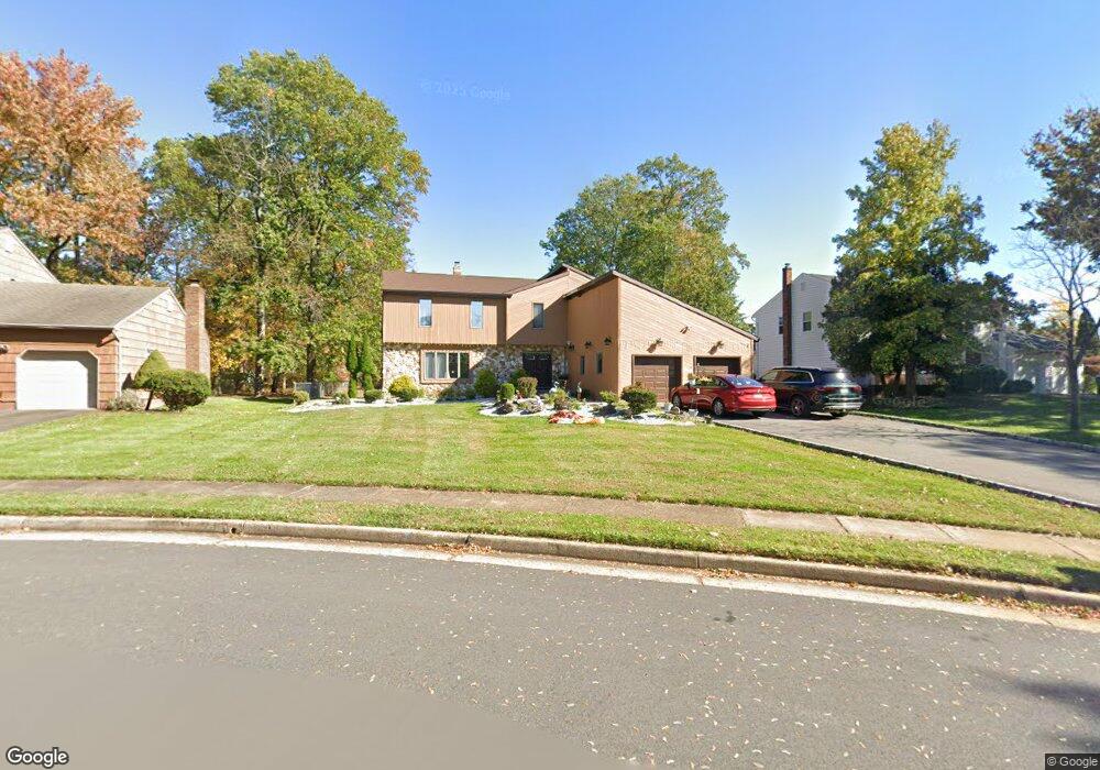 13 Aspen Cir, Edison, NJ 08820 - photo 1