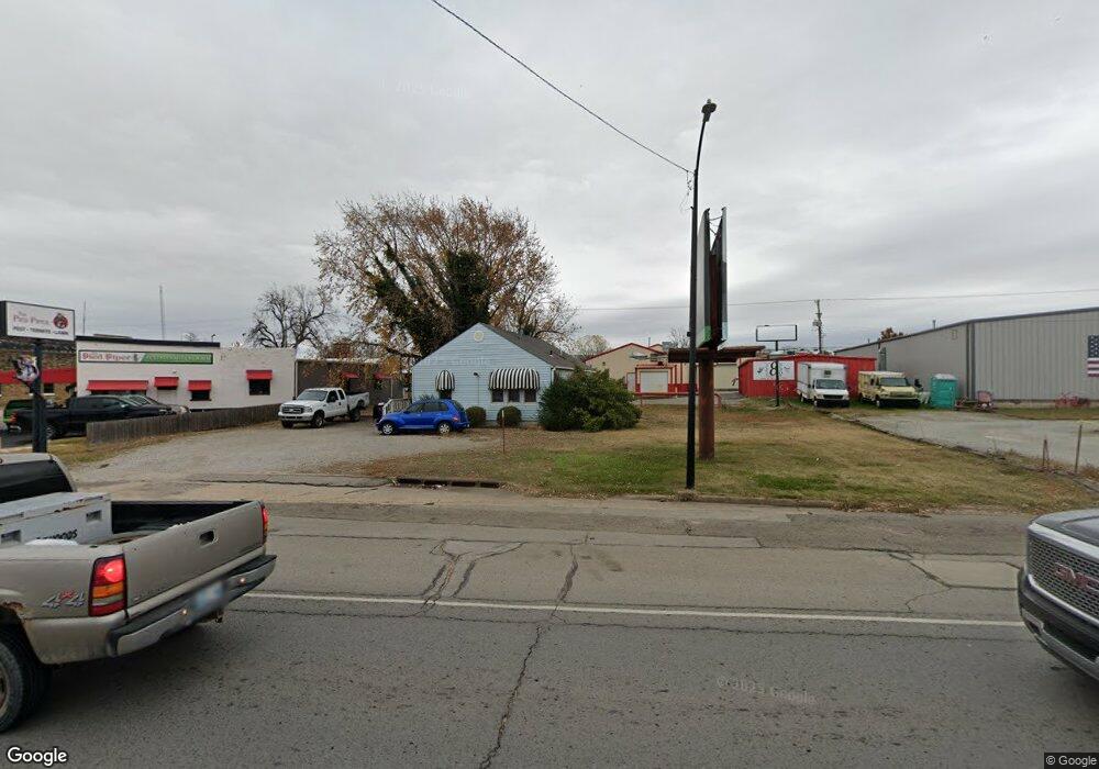 312 N Main St, Eufaula, OK 74432 - photo 1