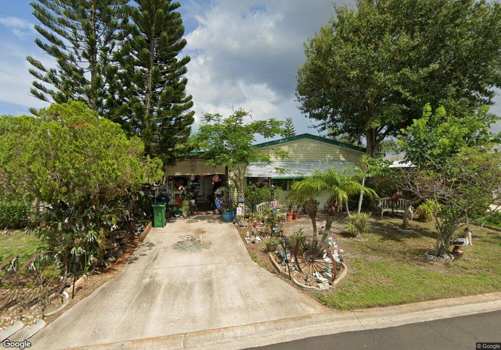 907 Periwinkle Cir, Sebastian, FL 32976 - photo 1