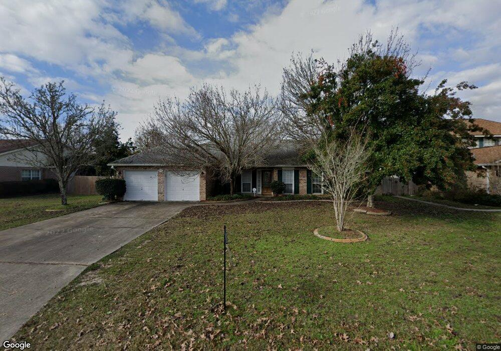 3127 Meadow Lake Dr E, Slidell, LA 70461 - photo 1