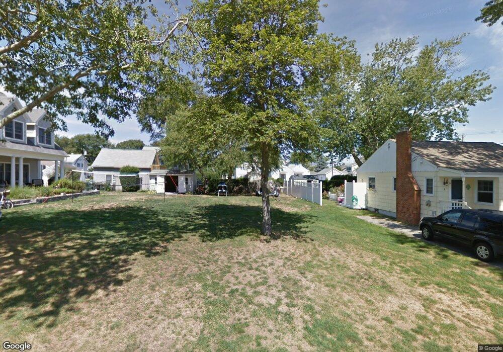 5 Sea View Ave, East Lyme, CT 06357 - photo 1