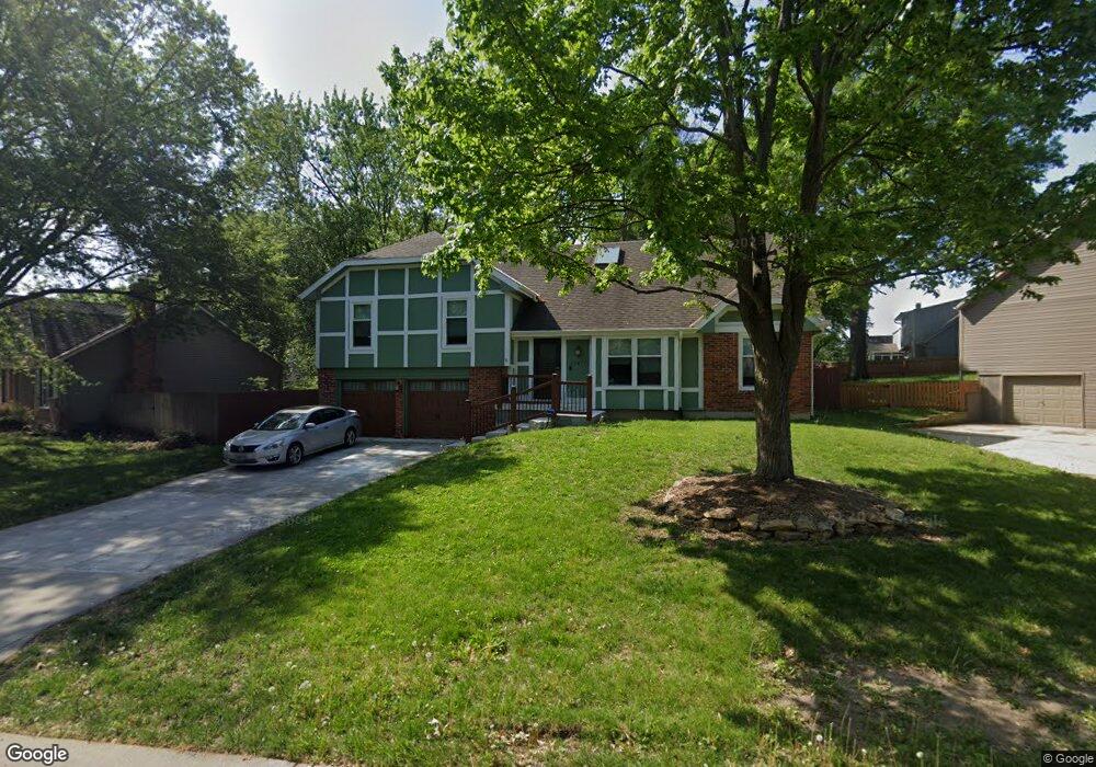 13411 W 102nd St, Lenexa, KS 66215 - photo 1