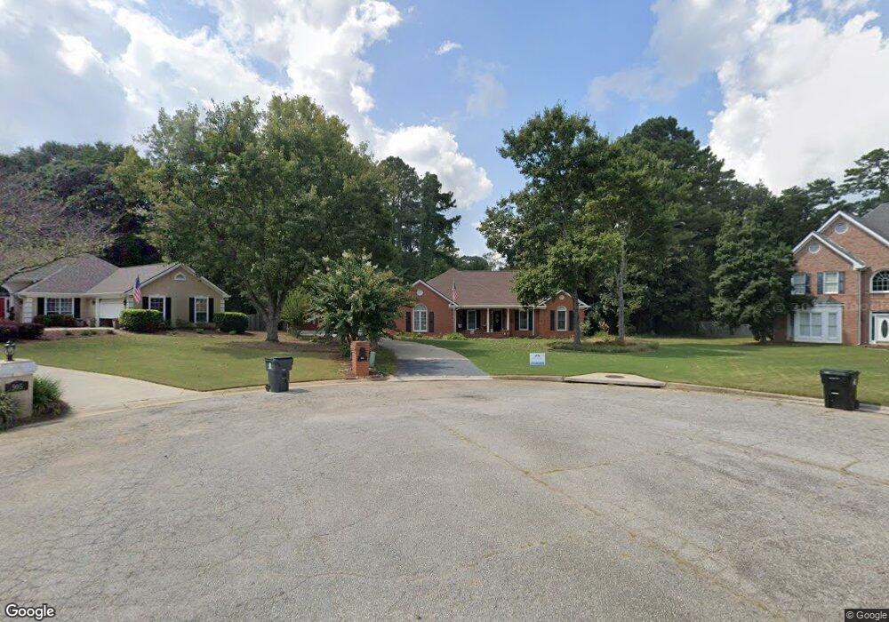 504 Cambridge Cir, Jonesboro, GA 30236 - photo 1