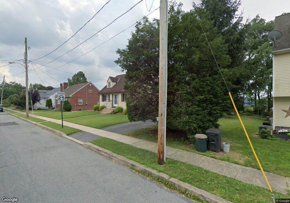 3826 Raymond St, Reading, PA 19605 - photo 1