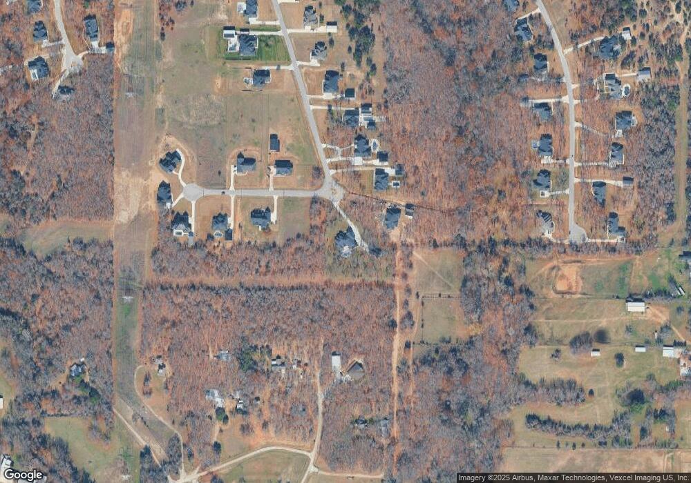 749 Glade Park Ct, Azle, TX 76020 - photo 1