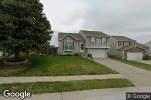16132 Cherrywood St, Omaha, NE 68136