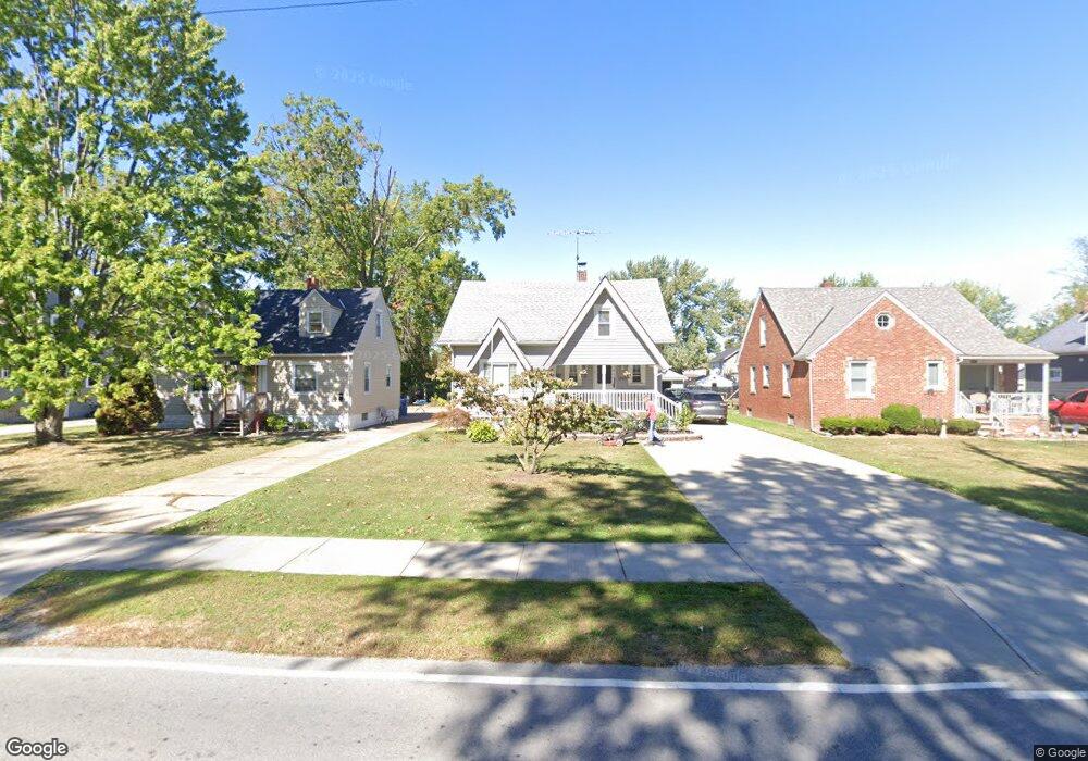 1869 E 36th St, Lorain, OH 44055 - photo 1