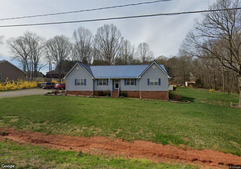 113 Kingswood Rd, Statesville, NC 28625 - photo 1
