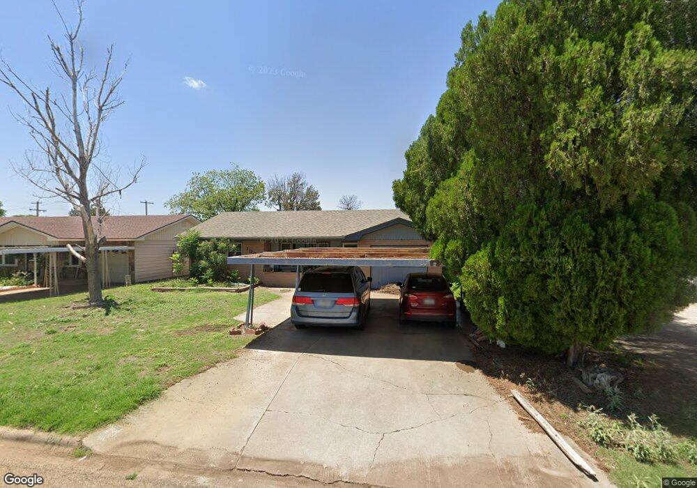 1007 Borger St, Plainview, TX 79072 - photo 1