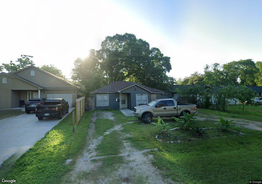 1407 8th St, Rosenberg, TX 77471 - photo 1