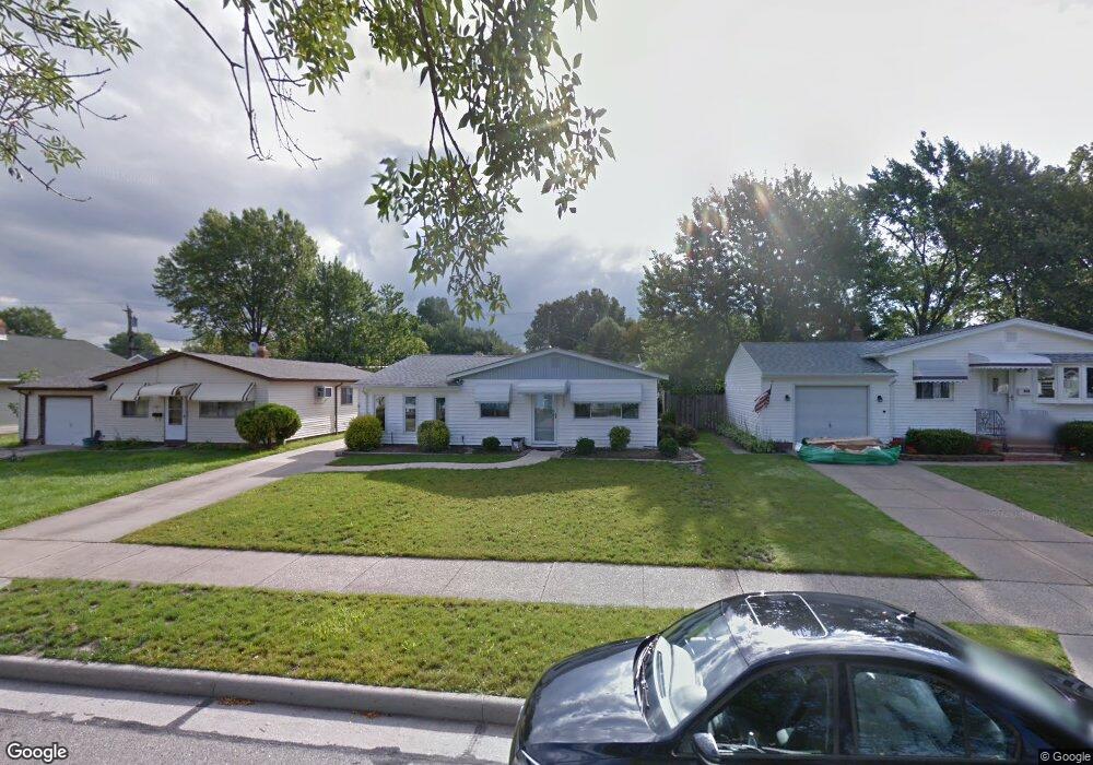 1803 Eldon Dr, Wickliffe, OH 44092 - photo 1