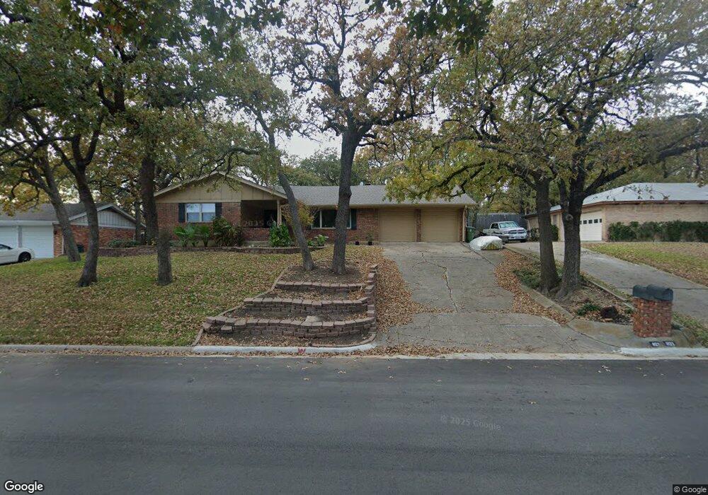 821 Wade Dr, Bedford, TX 76022 - photo 1