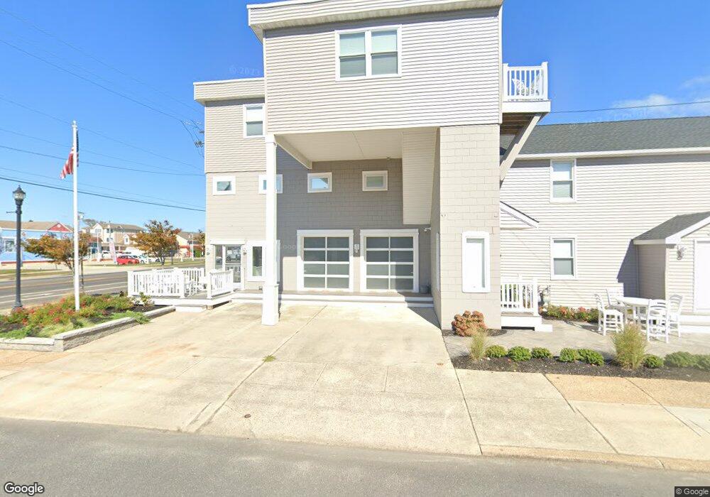 301 10th St S unit 3, Brigantine, NJ 08203 - photo 1
