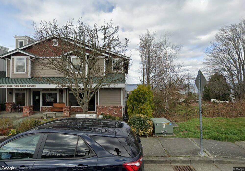 730 3rd St, Mukilteo, WA 98275 - photo 1