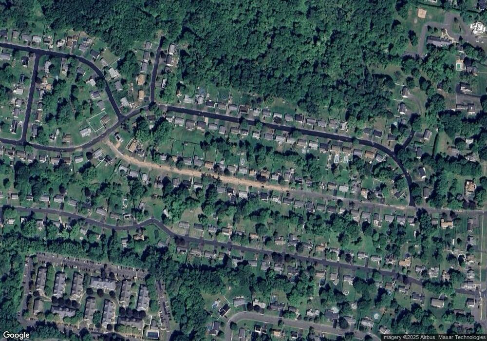 40 Broadleaf Ln, Enfield, CT 06082 - photo 1