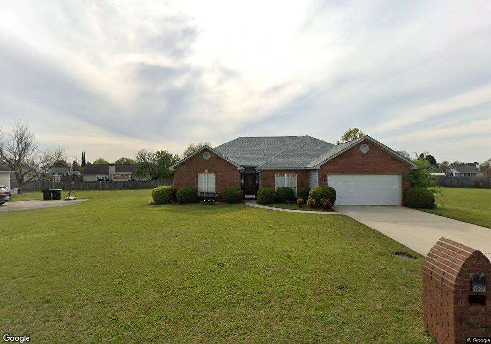 1209 Oakland Ave, Warner Robins, GA 31088 - photo 1