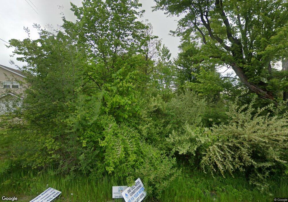 8510 E Hatchery Rd, Syracuse, IN 46567 - photo 1