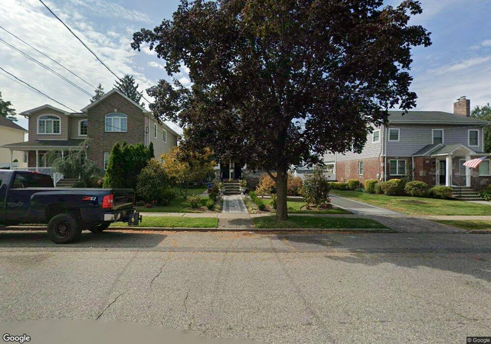 114 Lawrence Ave, Hasbrouck Heights, NJ 07604 - photo 1