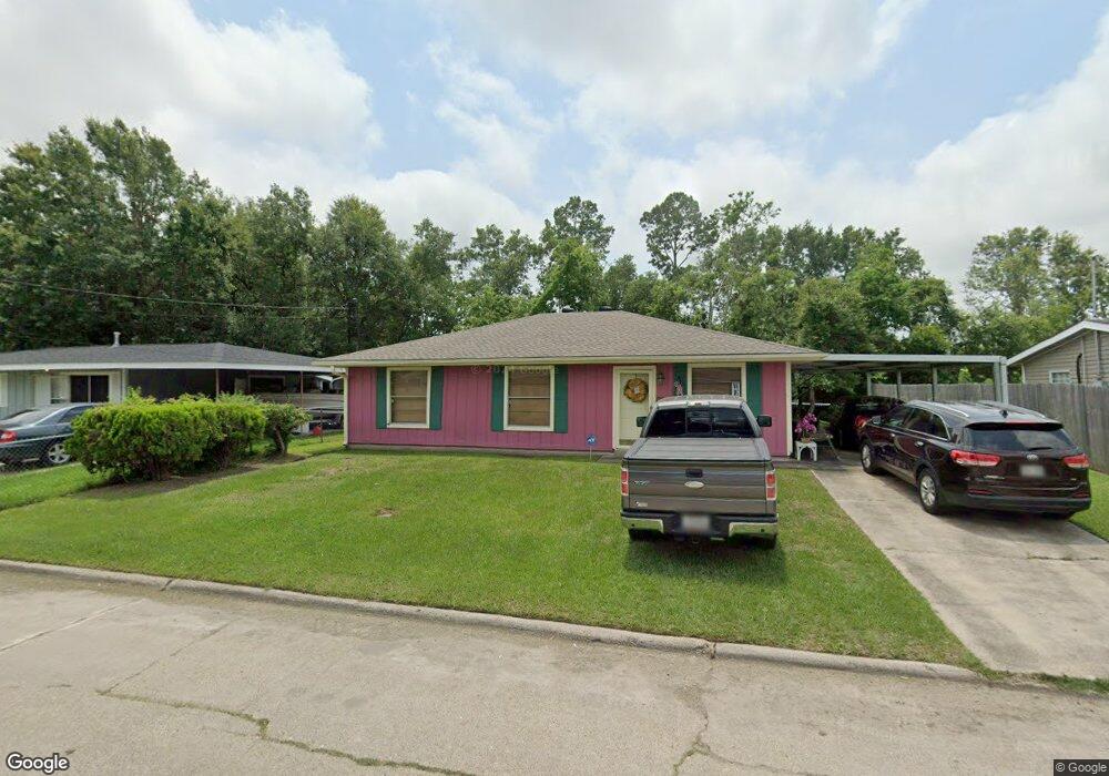 1604 Cactus Dr, Lake Charles, LA 70607 - photo 1