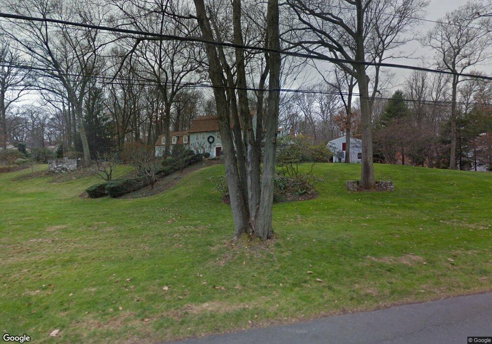 18 Arrowhead Way, Darien, CT 06820 - photo 1