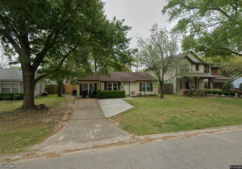 1575 Hewitt Dr, Houston, TX 77018 - photo 1