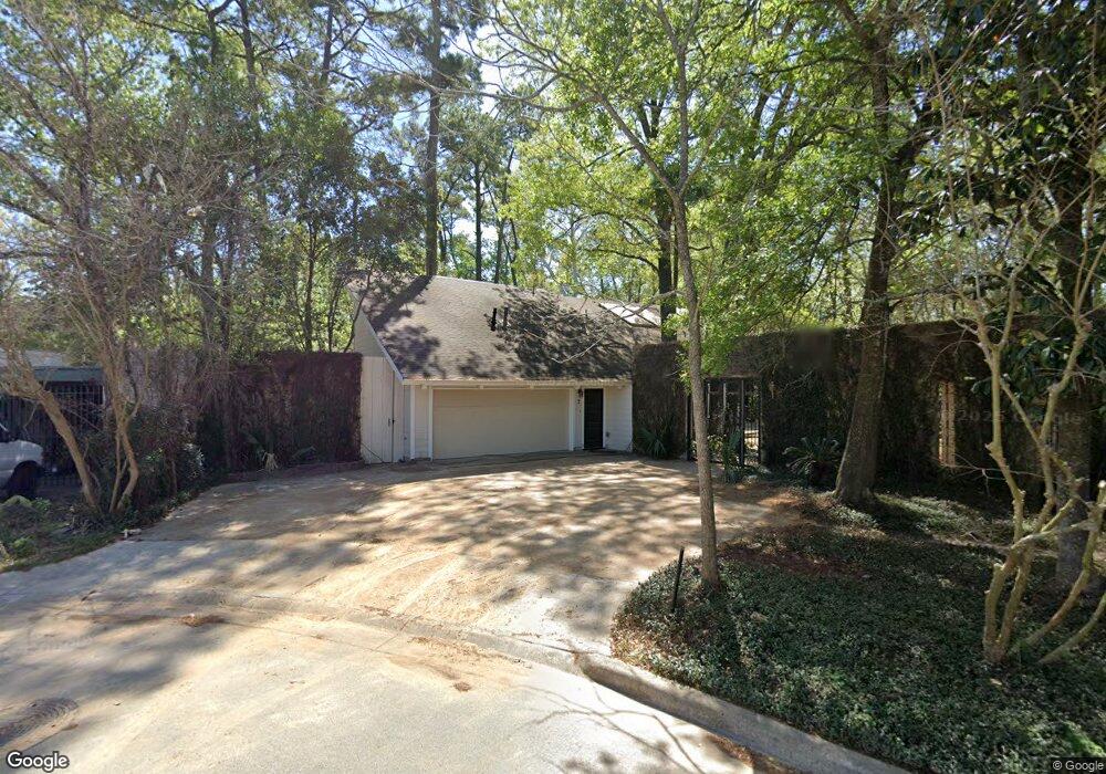 2 Pine Creek Ln, Houston, TX 77055 - photo 1