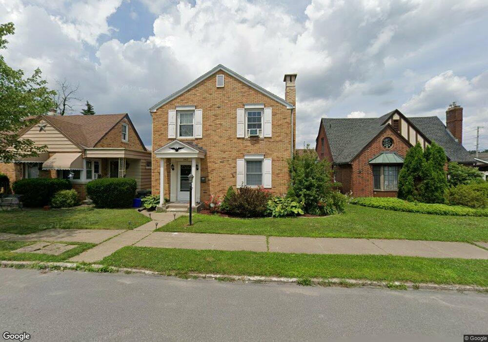 443 Carleton Ave, Hazleton, PA 18201 - photo 1