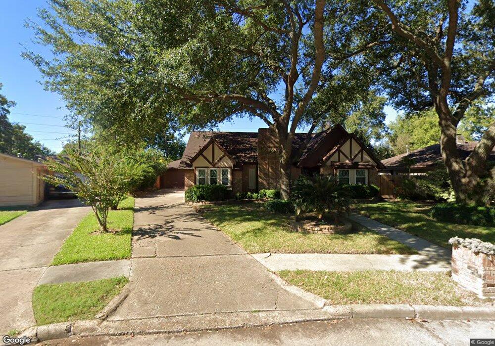 6306 Elkwood Forest Dr, Houston, TX 77088 - photo 1
