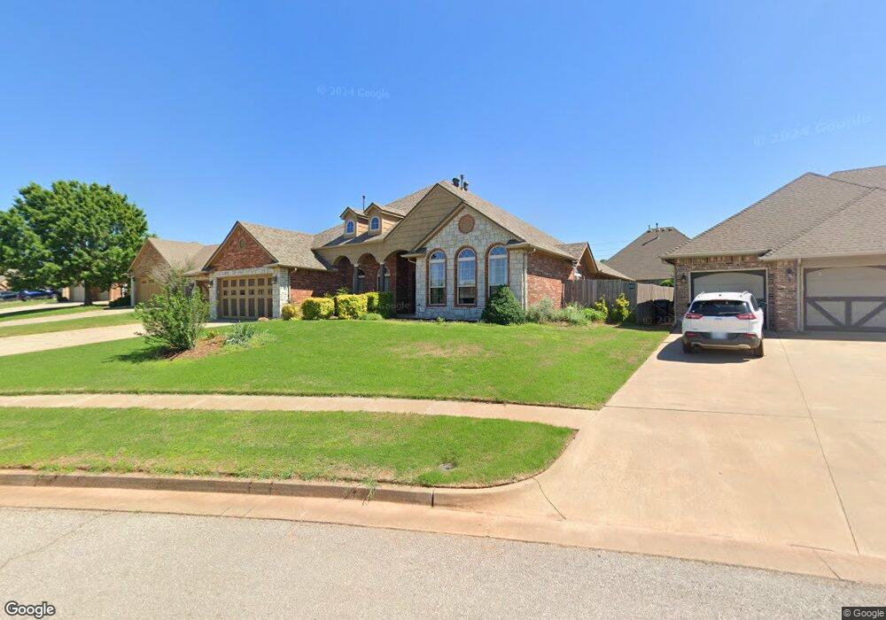 700 NW 194th Terrace, Edmond, OK 73012 - photo 1