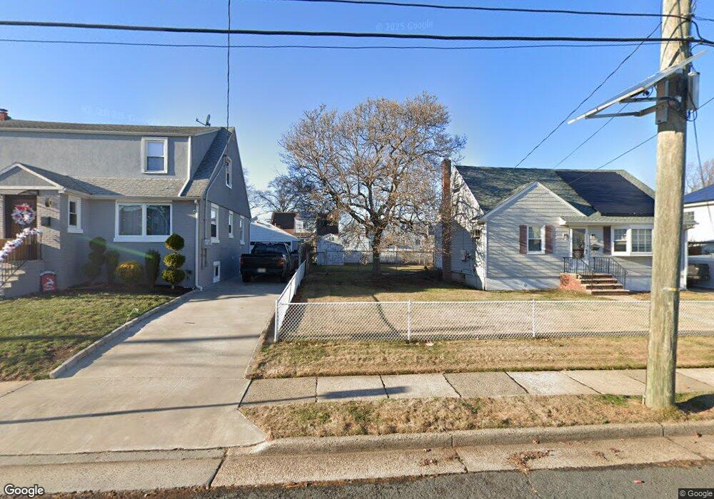 33 E 13th St, Linden, NJ 07036 - photo 1