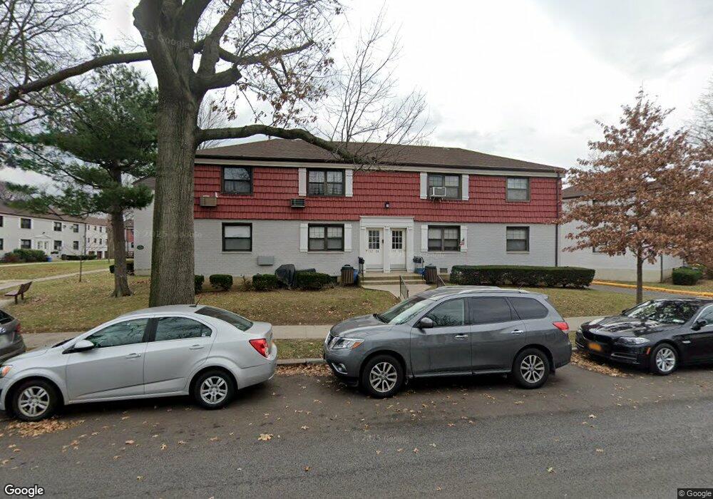 13704 68th Dr, Flushing, NY 11367 - photo 1