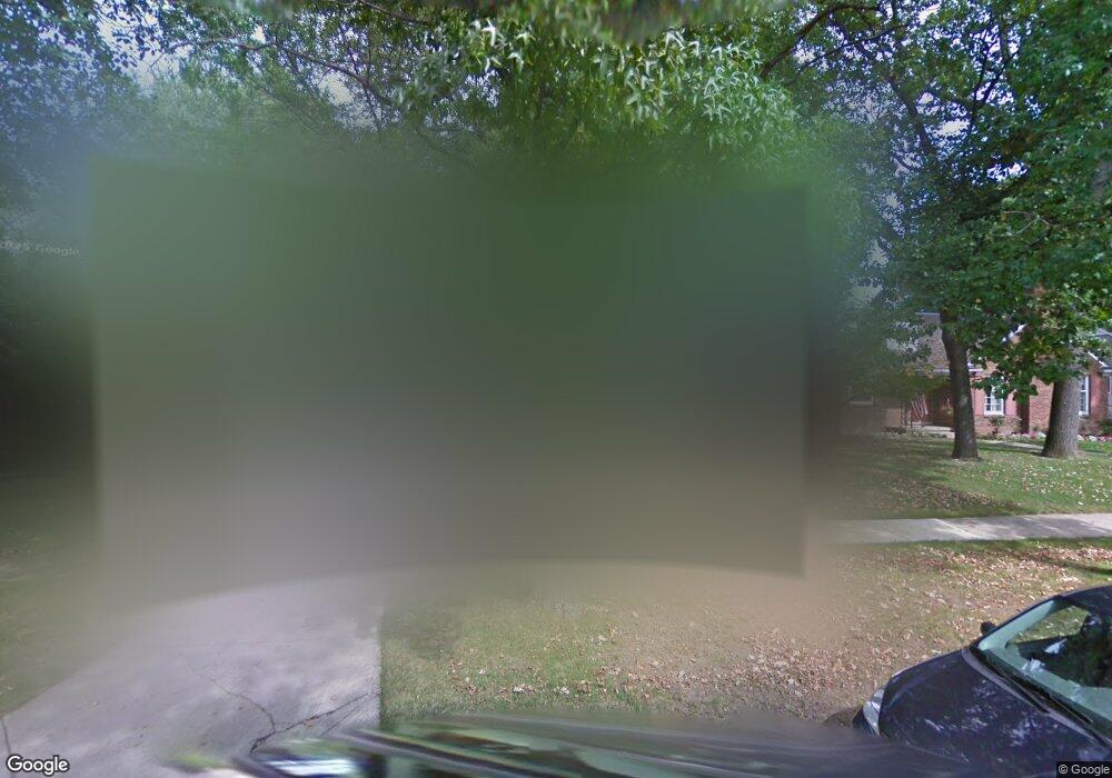 334 Lothrop Rd, Grosse Pointe Farms, MI 48236 - photo 1