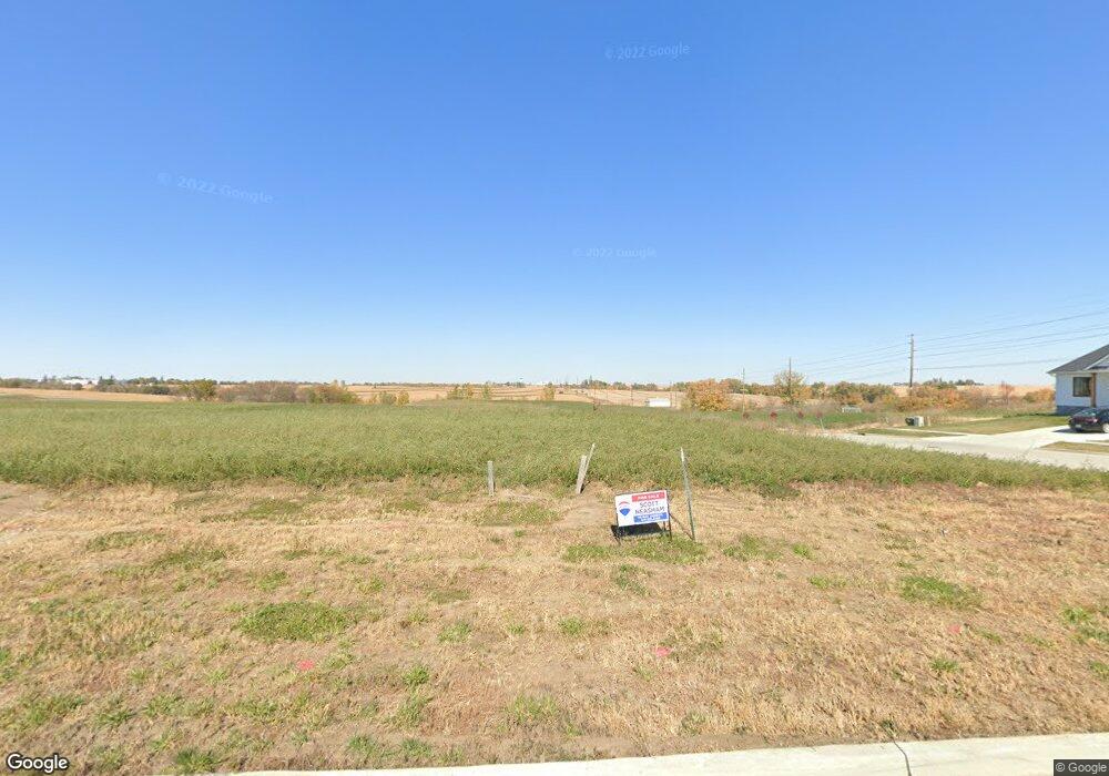 2514 N 8th Ave E, Newton, IA 50208 - photo 1