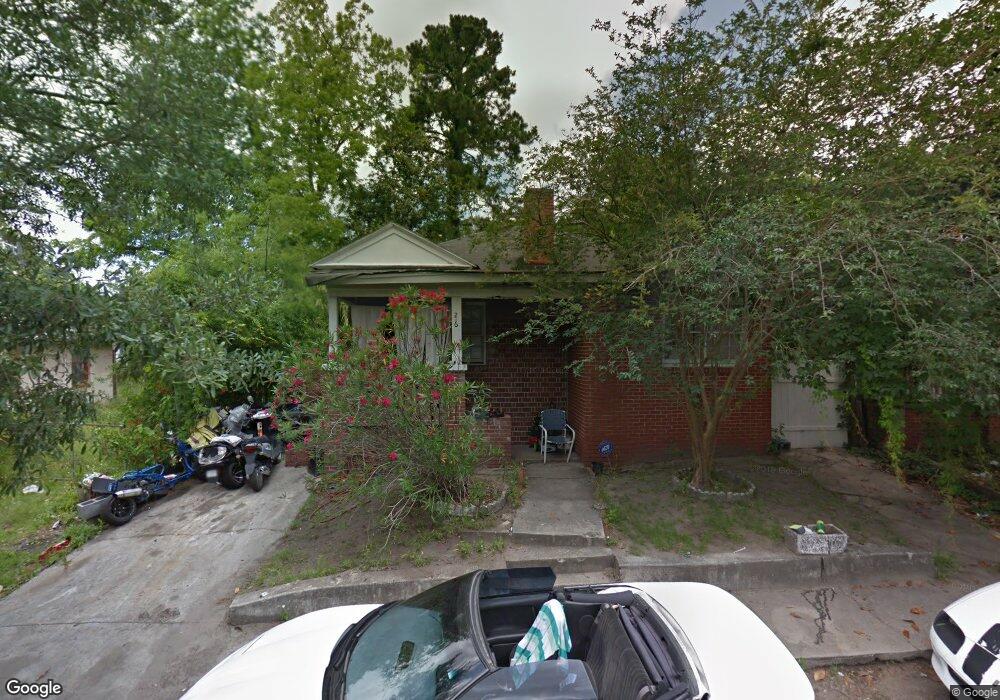 726 W 42nd St, Savannah, GA 31415 - photo 1