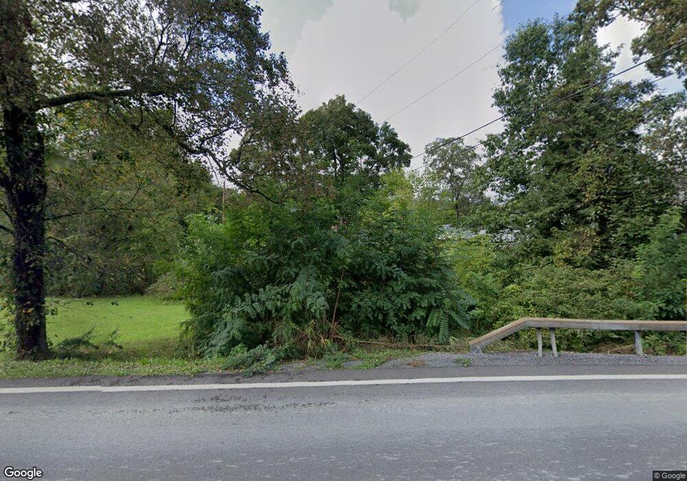 215 Vineyard Ave, Highland, NY 12528 - photo 1