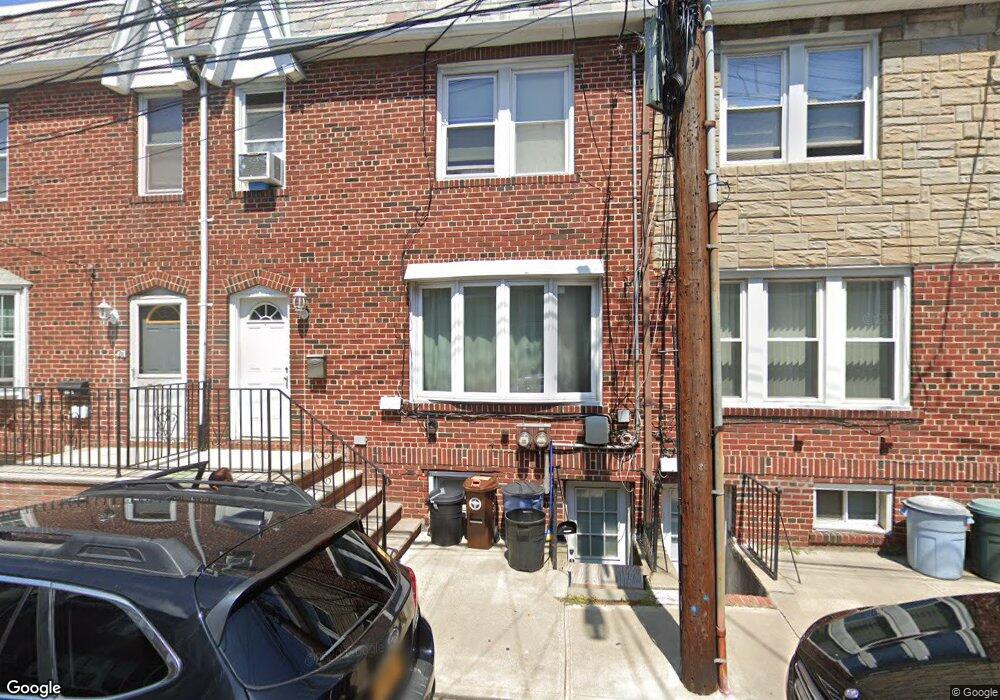 95-17 Woodhaven Ct, Jamaica, NY 11416 - photo 1