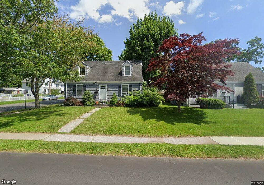 105 1/2 Kings Hwy, Milford, CT 06460 - photo 1