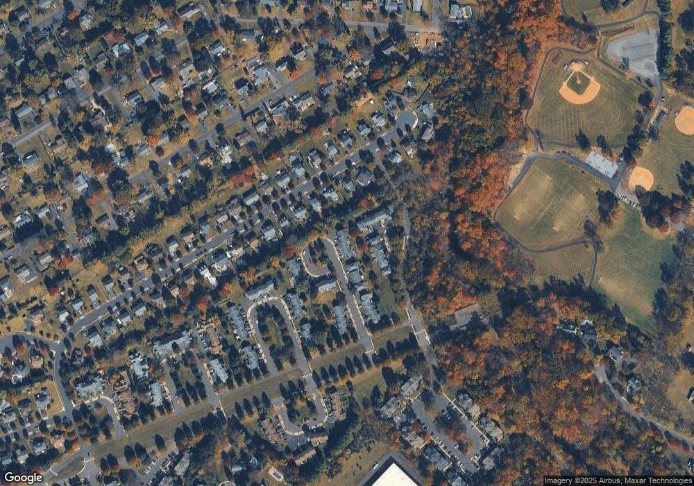 125 Megan Cir, Chalfont, PA 18914 - photo 1