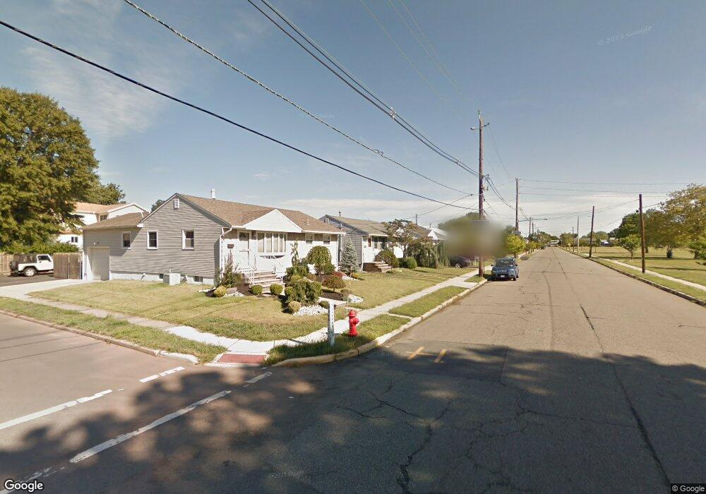 73 E Tappen St, Port Reading, NJ 07064 - photo 1