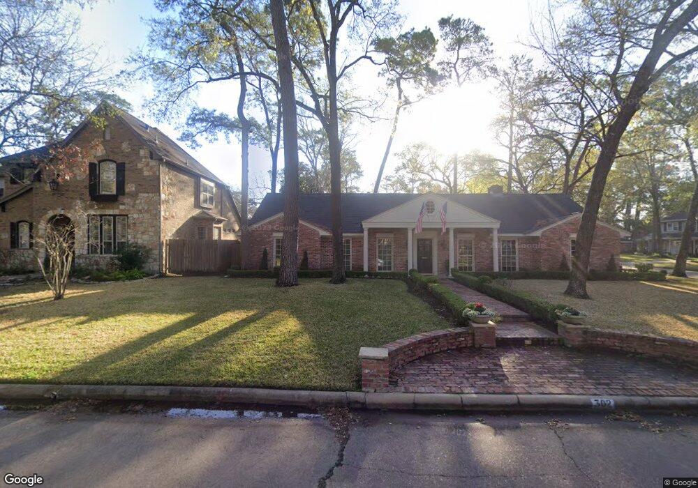 302 Wilchester Blvd, Houston, TX 77079 - photo 1