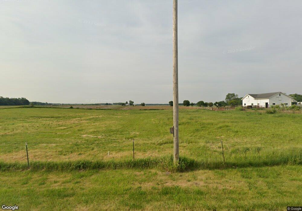 11740 Shively Rd, Nappanee, IN 46550 - photo 1