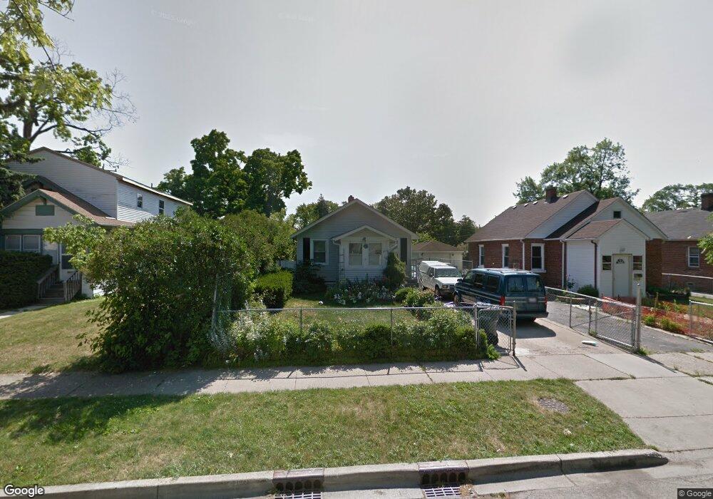 551 S Fulton Ave, Waukegan, IL 60085 - photo 1