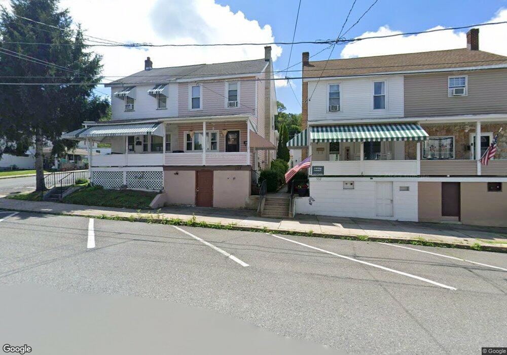 534 E Bertsch St, Lansford, PA 18232 - photo 1