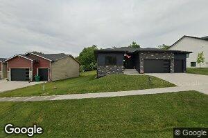 5743 Arbor Hills Ct, Pleasant Hill, IA 50327