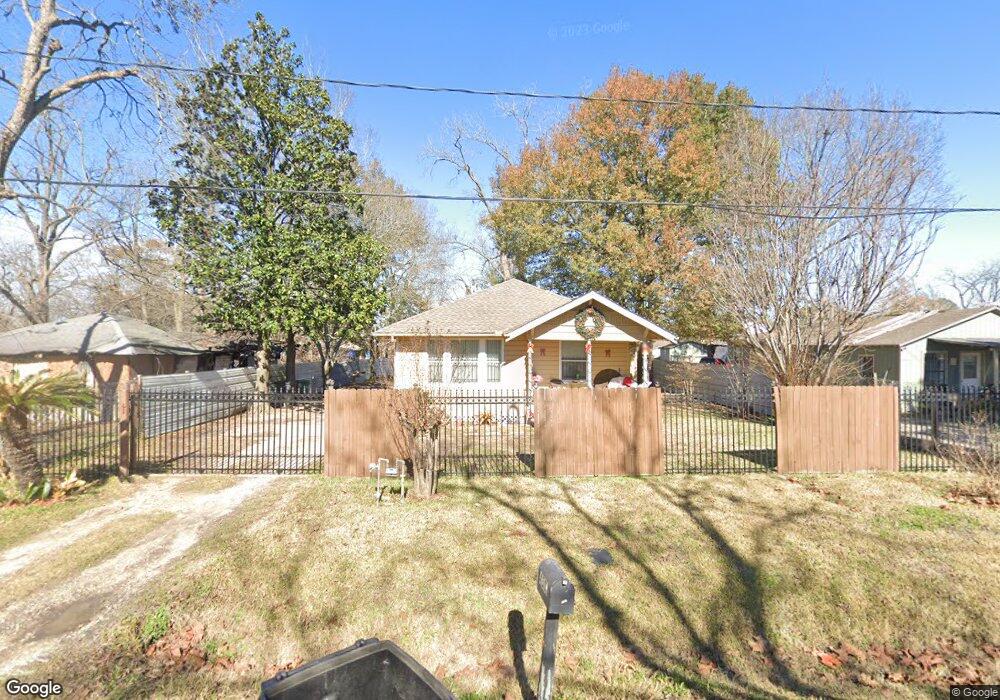 4501 Downs Ln, Houston, TX 77093 - photo 1