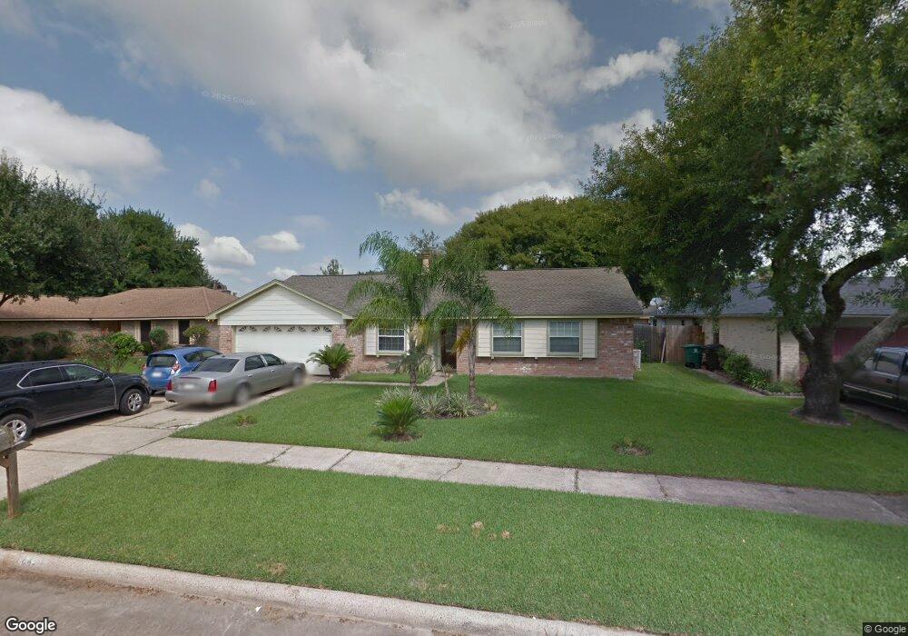 8427 Gulfwood Ln, Houston, TX 77075 - photo 1